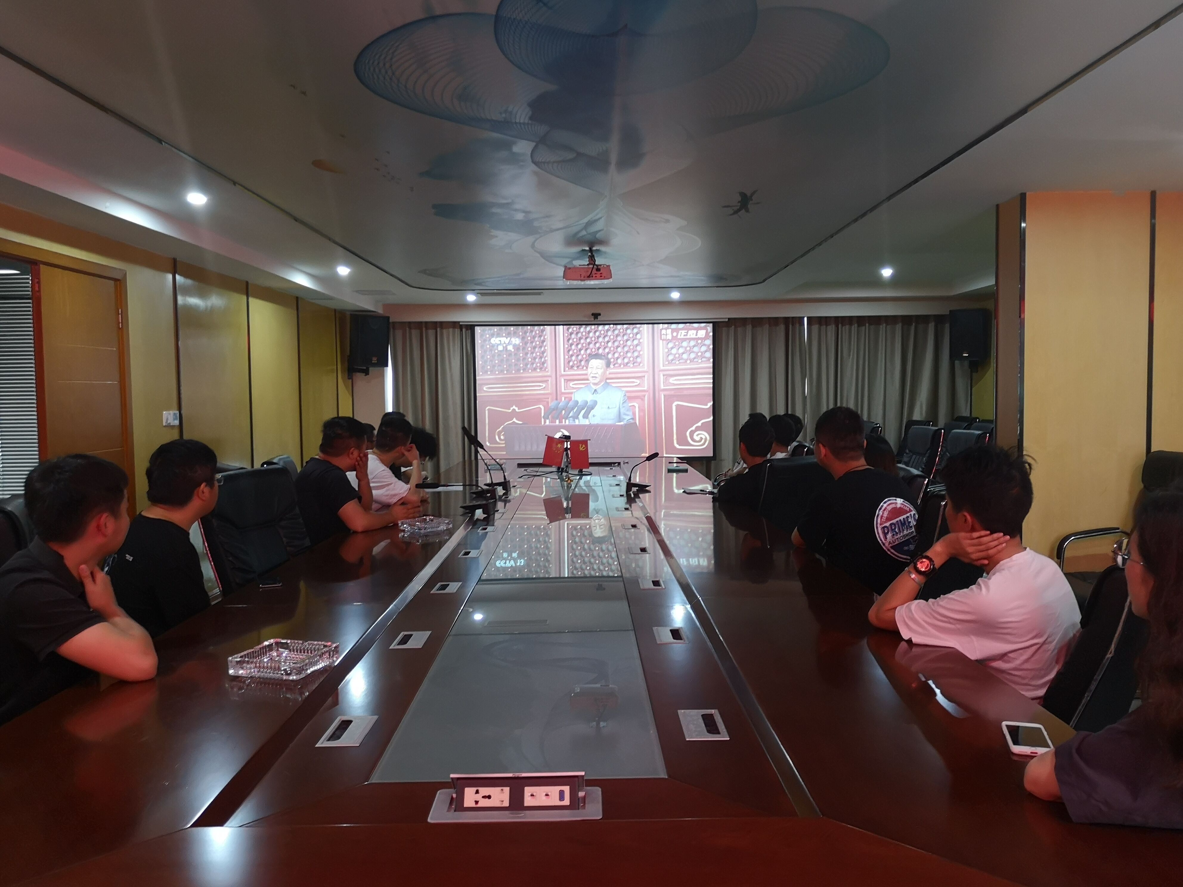 �����ϸ�J9���ֲ������������Ժȫ�嵳Աѧϰ�ۿ��й�����������100������ ѧϰϰ��ƽ�������Ҫ����