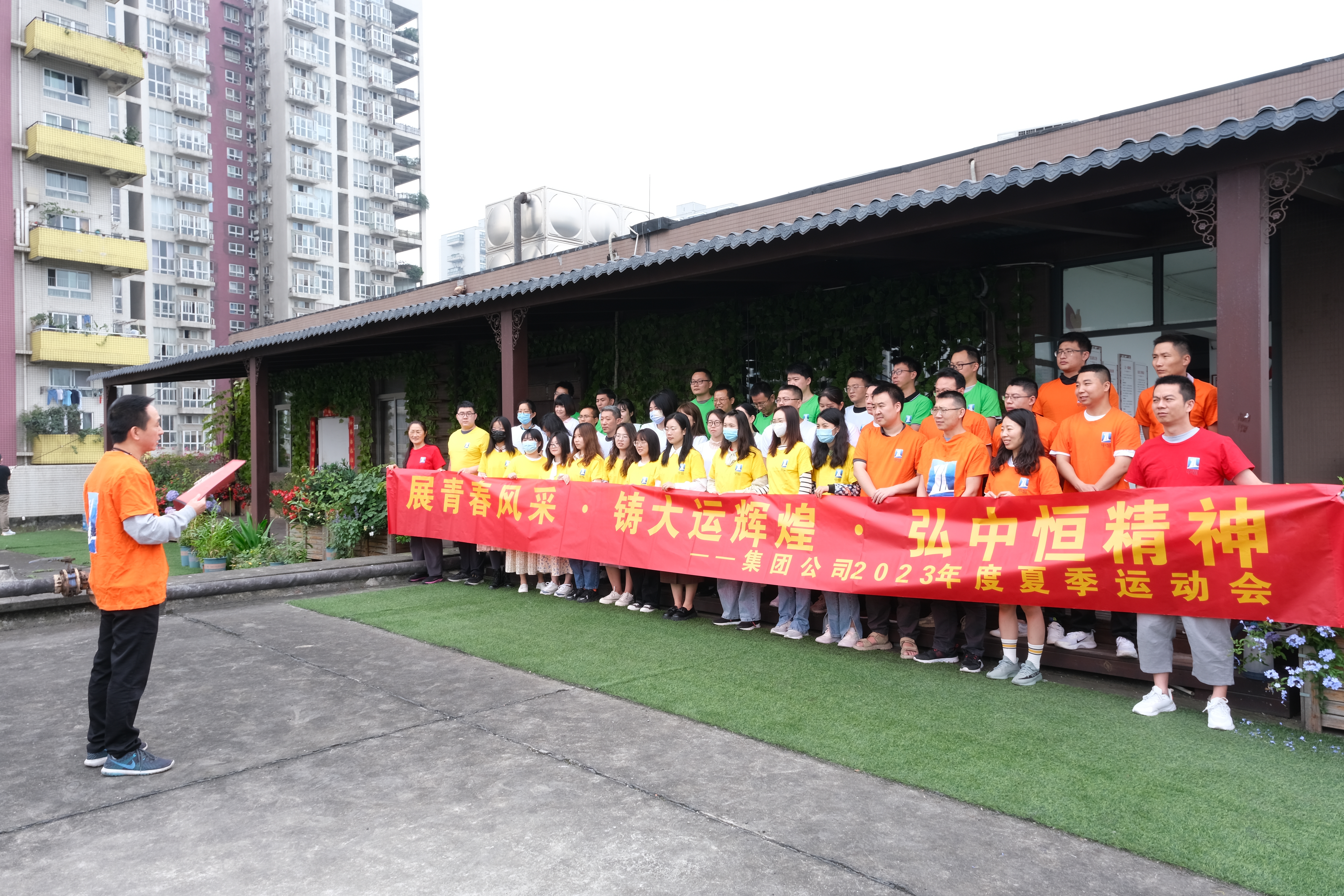 ��չ�ഺ��ɡ������˻Ի͡�������ϸ�J9���ֲ��������� �������Ź�˾�������˶��ᾫ�ʿ�Ļ